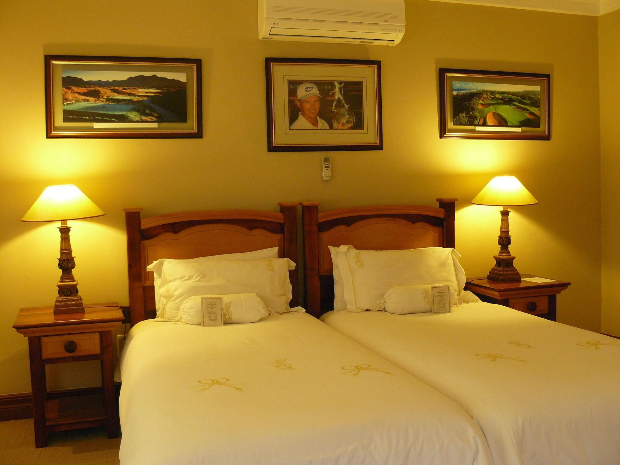 The Woodpecker Inn Pretoria Exterior photo