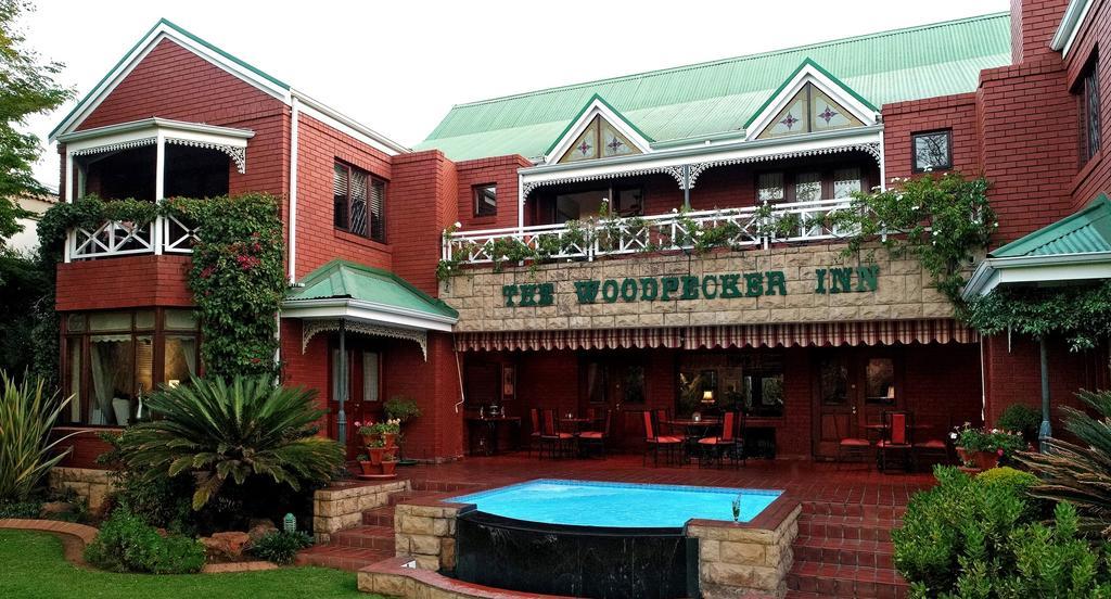 The Woodpecker Inn Pretoria Exterior photo